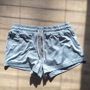 Vuori halo performance shorts